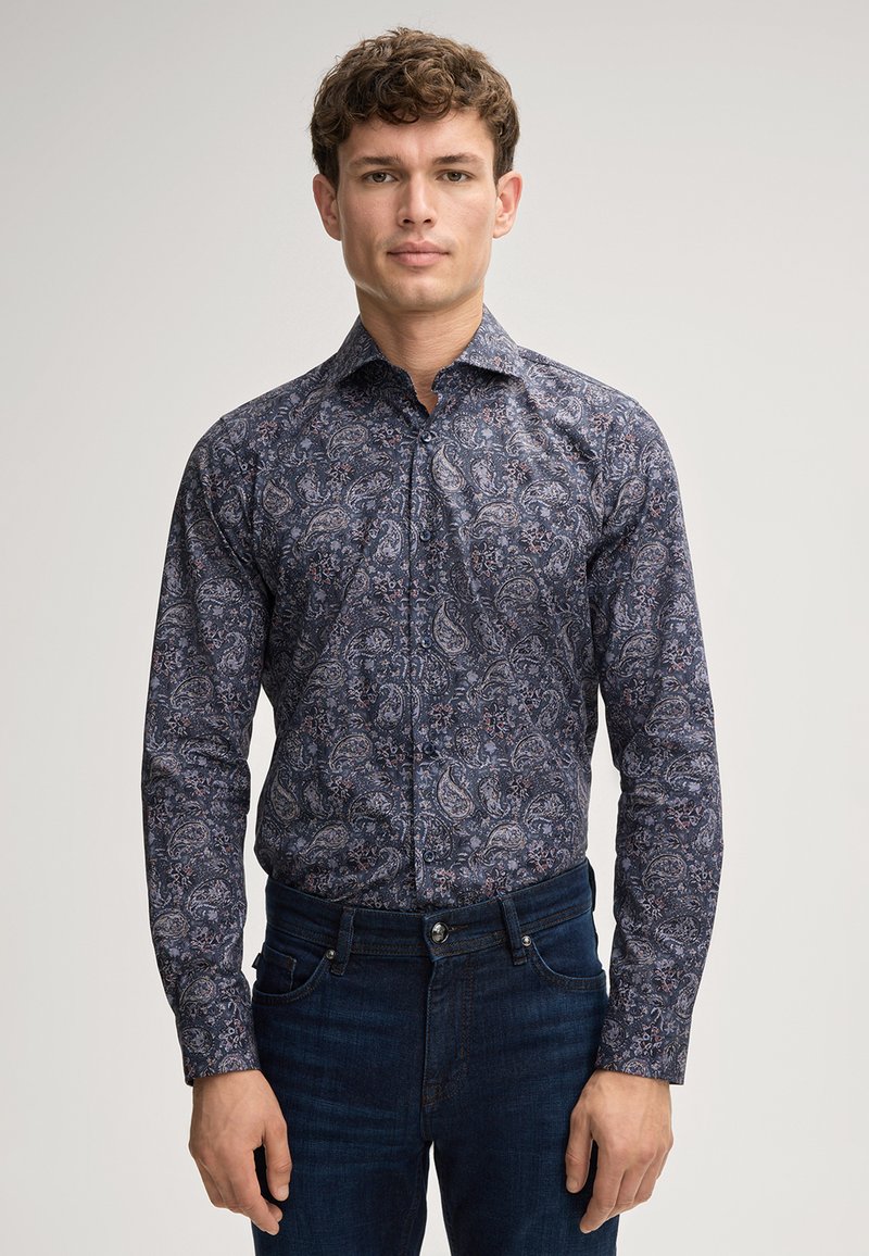 Langarmhemd in Navy mit Paisleymuster, aus leichtem Stoff gefertigt. Verfügt über eine durchgehende Knopfleiste und einen klassischen Kragen.
