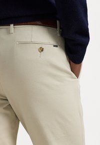Polo Ralph Lauren Tygbyxor - sand
