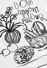 Dibujo en línea negra sobre fondo blanco que muestra un jarrón con flores, una cesta con pan y un plato con elementos decorativos. Texto: "BON APPÉTIT AMOUR."