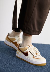 Unausgewählt, sail/cacao wow/flax/sesame/white/light brown