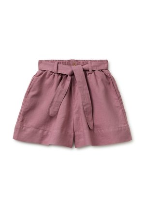 Hoch taillierte Shorts aus mauvefarbenem Leinen mit elastischem Bund, gebundenem Stoffgürtel, Frontknopf und Seitentaschen, flach auf weißem Hintergrund ausgelegt.