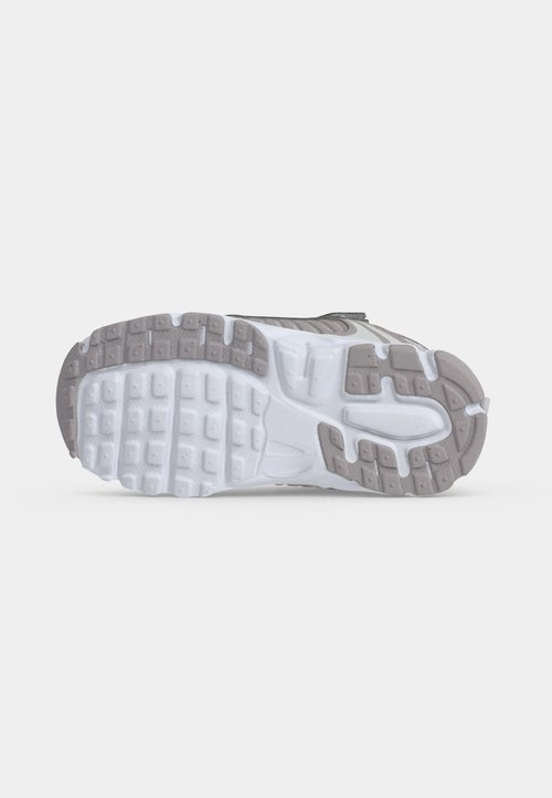 Nike Vomero 5 TD 'Vast Grey Silver Lilac' — photo 6