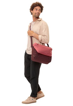 Vaude ROM  - Borsa a tracolla - dark cherry