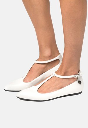 SUÈI FLAT  - Ankle strap ballet pumps - white