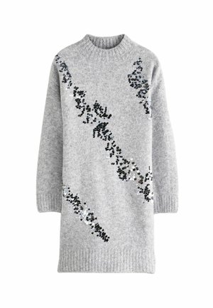 Rochie tricotată gri cu guler înalt, prezentând un design din paiete negre și argintii aranjate într-un model fluid. Manșetele cu nervuri la mânecă.