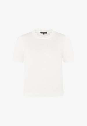 Haut blanc en maille côtelée à manches courtes avec encolure ronde festonnée et une petite étiquette noire à l'intérieur du col à l'arrière.