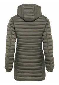 Gewatteerde parka in gedempt groen, met een capuchon, verticaal gestikt ontwerp, elastische manchetten en een langere snit voor warmte en bedekking.