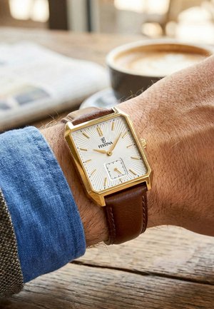 Festina, ON THE SQUARE - Horloge - silver-coloured