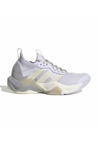 Chaussure de sport Adidas gris clair et beige avec empeigne en mesh, semelle rembourrée et languettes au talon et à la languette.