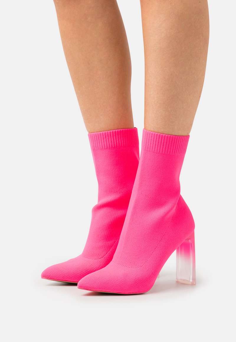 Call it Spring VEGAN NORAAH Classic ankle boots bright pink/pink