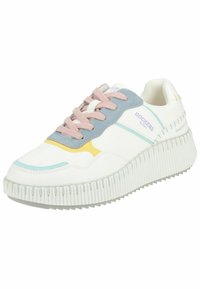 Hvide sneakers med pastelfarver i blå, gul og pink. Har en tekstureret sål og kontrasterende snørebånd, designet til afslappet brug.