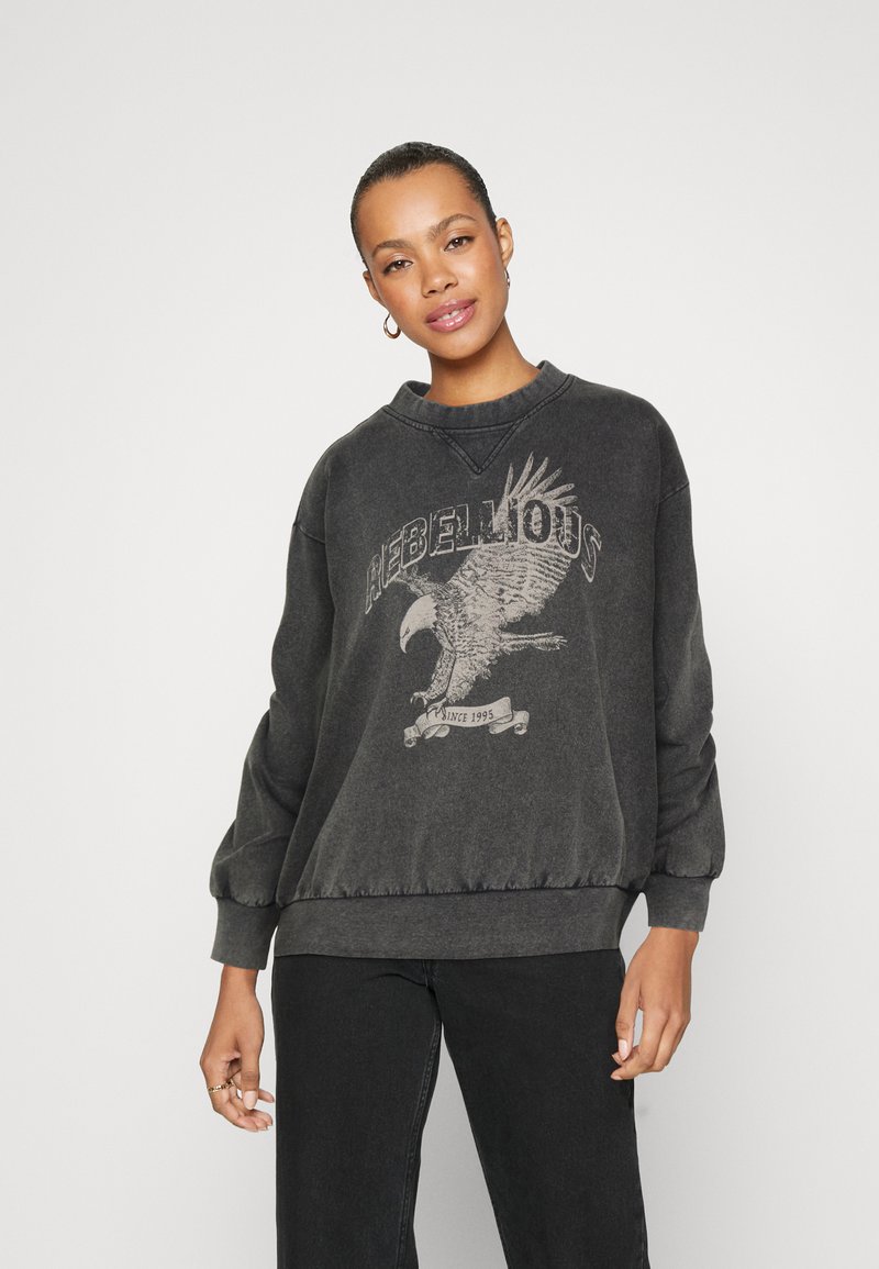 ONLY - ONLLUCINDA  WILD O-NECK BOX  - Sweatshirt - black, Forstørre