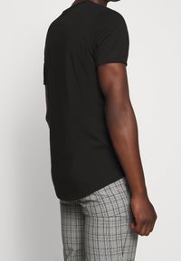 JOOP! Jeans Jednoduché tričko - black