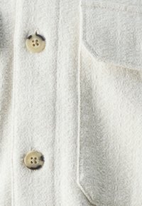 Abercrombie & Fitch DOBBY biały