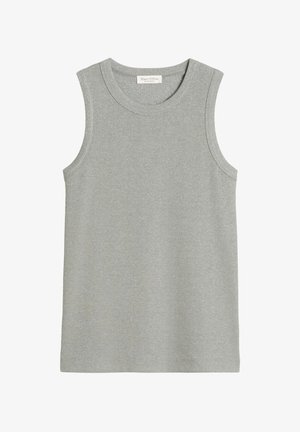 Débardeur gris à côtes avec un col rond et sans manches. Le tissu présente une texture subtile. L'étiquette indique "Marc O'Polo."