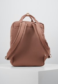 Doughnut MACAROON - Rucksack - chestnut