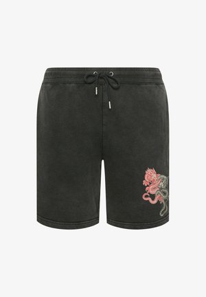 Schwarze Freizeitsshorts mit Kordelzugbund und roter und grauer Drachen-Grafik am unteren rechten Bein.
