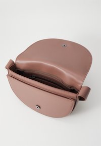 HVISK CLIFF SOFT STRUCTURE - Kabelka - dusty mauve