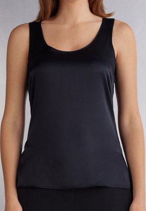 Top - black