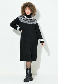 Ulla Popken NORWEGIAN STRIPED TURTLENECK  - Pletené šaty - black