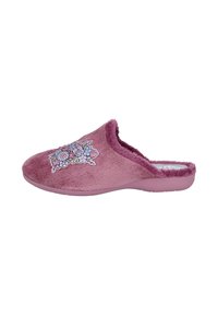 Zapatillas de felpa rosa con textura peluda, parte trasera abierta y detalle de bordado floral en la parte superior. Suela flexible para mayor comodidad.