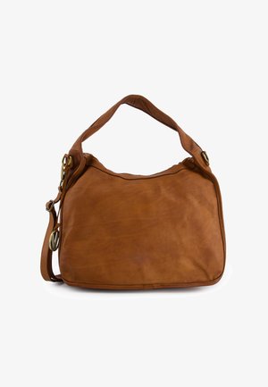 Hnědá kožená kabelka s hladkým povrchem, zaobleným tvarem a širokým, měkkým popruhem. Na připevnění popruhu jsou zlaté kovové doplňky.