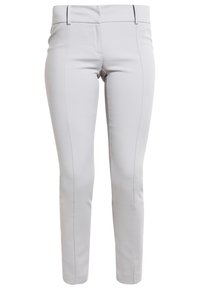 Ljusgrå slim-fit byxor med bälteshällor och en slät framsida, designade för en skräddarsydd, stilren look.