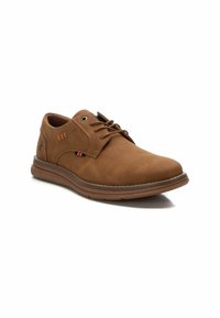 Refresh Zapatos con cordones - camel