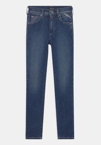 Jeans de ganga azul-escuro com corte reto, design de cinco bolsos e desbotamento subtil. Apresenta um fecho de botão e um patch com o logotipo na cintura.