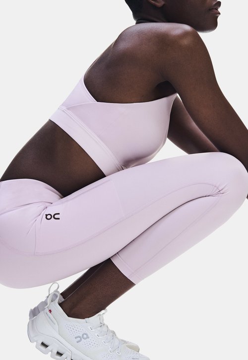 On PERFORMANCE TIGHTS 7/8 - Leggings - foxglove — foto 5