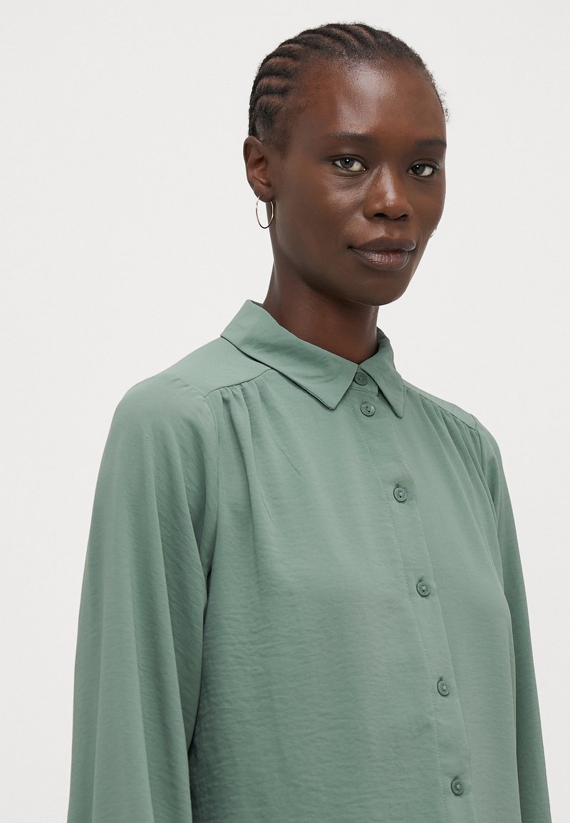 Cómo Combinar Camisa Verde Limon Mujer Como Combinar Una Blusa