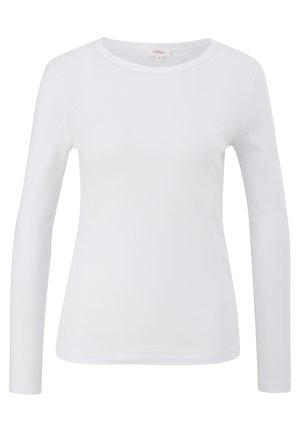 Chemise blanche ajustée à manches longues avec col rond et texture lisse, présentée sur un fond uni, sans motifs ni ornements visibles.