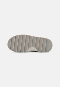 Tamaris Botas para la nieve - silver-coloured