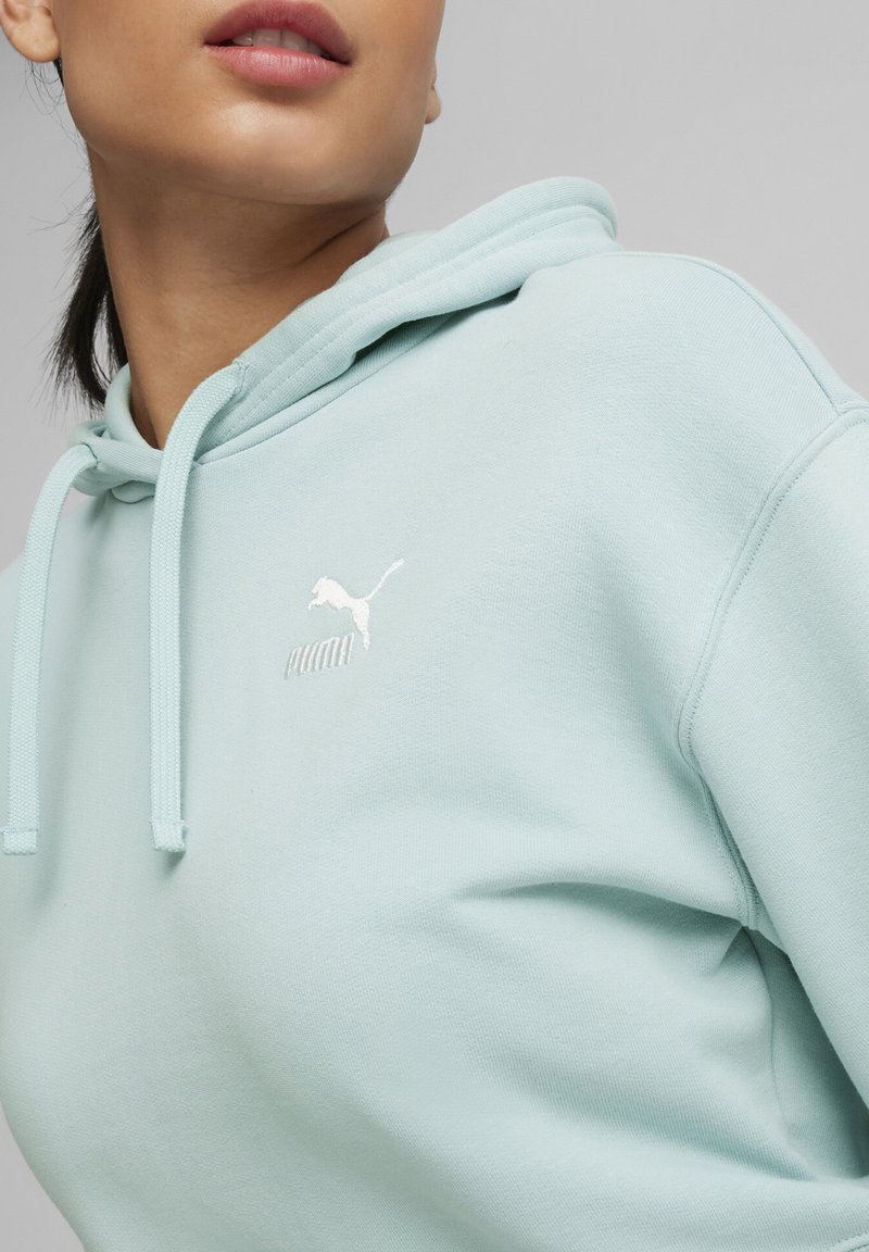 Puma BETTER CLASSICS  - Jersey con capucha - turquoise surf