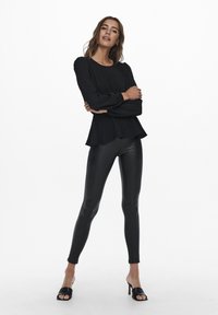 ONLY ONLMETTE O NECK - Bluse - black