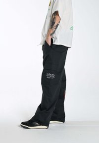 Thumbnail Image 3