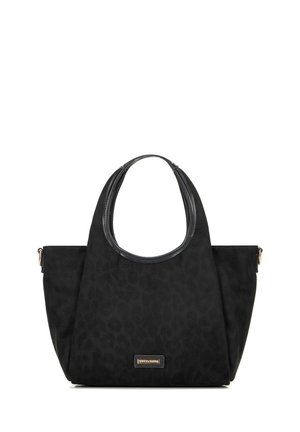 Zwarte suède shopper met afgeronde handvatten afgewerkt met leer en een subtiele luipaardprint textuur, metalen merkembleem aan de voorkant en zijbevestigingen.