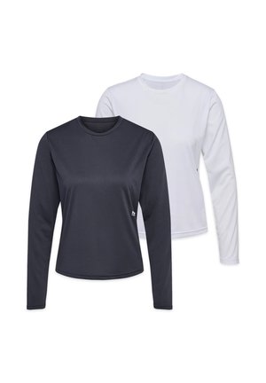 Zwei langärmelige Shirts mit Rundhalsausschnitt, eines schwarz und eines weiß, übereinander gelegt mit dem schwarzen Shirt vorne.