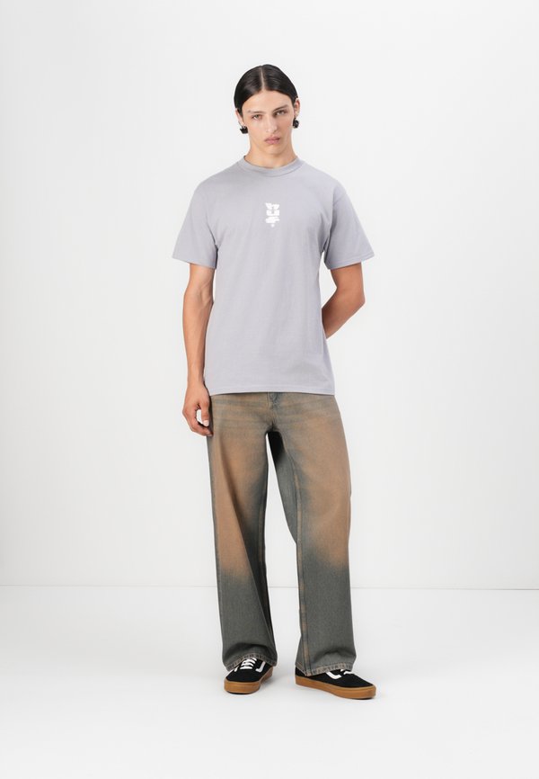 MEGABLAST UNISEX - Print T-shirt - dust purple2