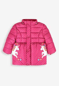 Różowa kurtka puchowa w białe kropki, z grafiką jednorożca i kolorowymi gwiazdkami. Miękki materiał, pikowany wzór i zatrzaski.