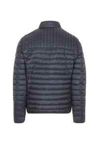 Heren gewatteerde jas in donkergrijs. Lichtgewicht, puffy ontwerp met horizontale stiksels, staande kraag en lange mouwen. Soepele textuur.