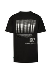 Maglietta nera con grafica di onde grigie e bianche sul retro, con accenti di linee verticali e dettagli di testo stampati in basso.