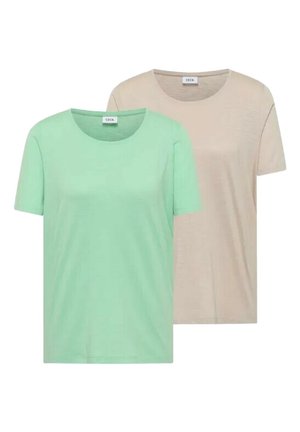 Due T-shirt semplici a maniche corte, una verde menta davanti e una beige dietro, entrambe con scollature rotonde ed etichette del marchio CECIL.