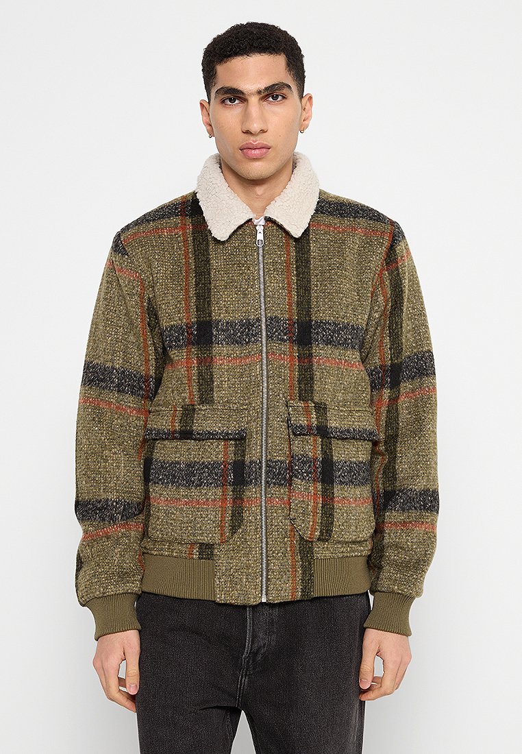 Revolution Jas olijfgroen