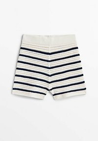 Shorts all'uncinetto con strisce orizzontali alternate bianche e blu navy, una vita solida e un aspetto morbido e testurizzato.