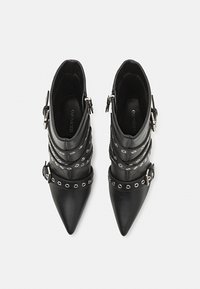 Even&Odd Wide Fit Støvletter - black