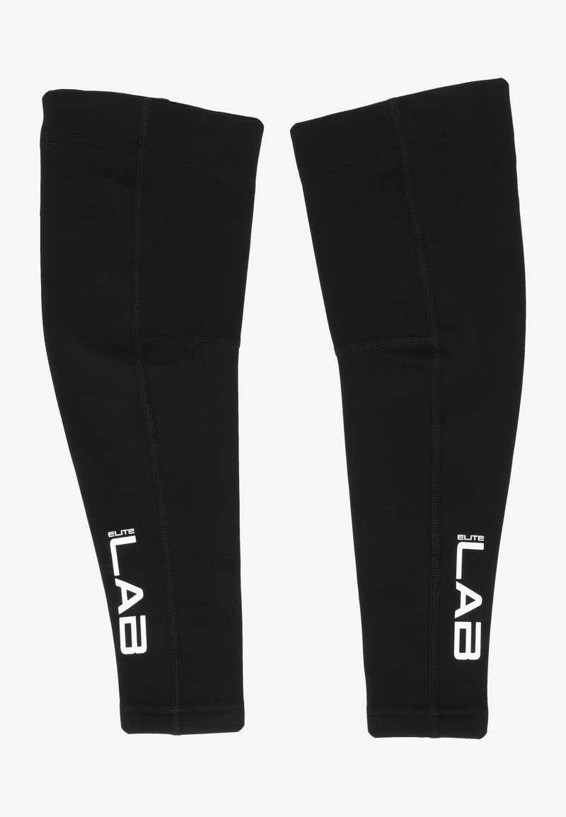 Mustat säärisuojat, jotka on valmistettu joustavasta kankaasta, tasaisilla saumoilla ja valkoisella "ELITE LAB" -merkinnällä sivussa. Sopii urheilukäyttöön.