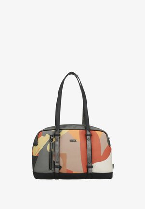Borsa rettangolare con manici neri, motivo astratto multicolore in arancione, beige, grigio e nero, e una tasca frontale verticale con cerniera.