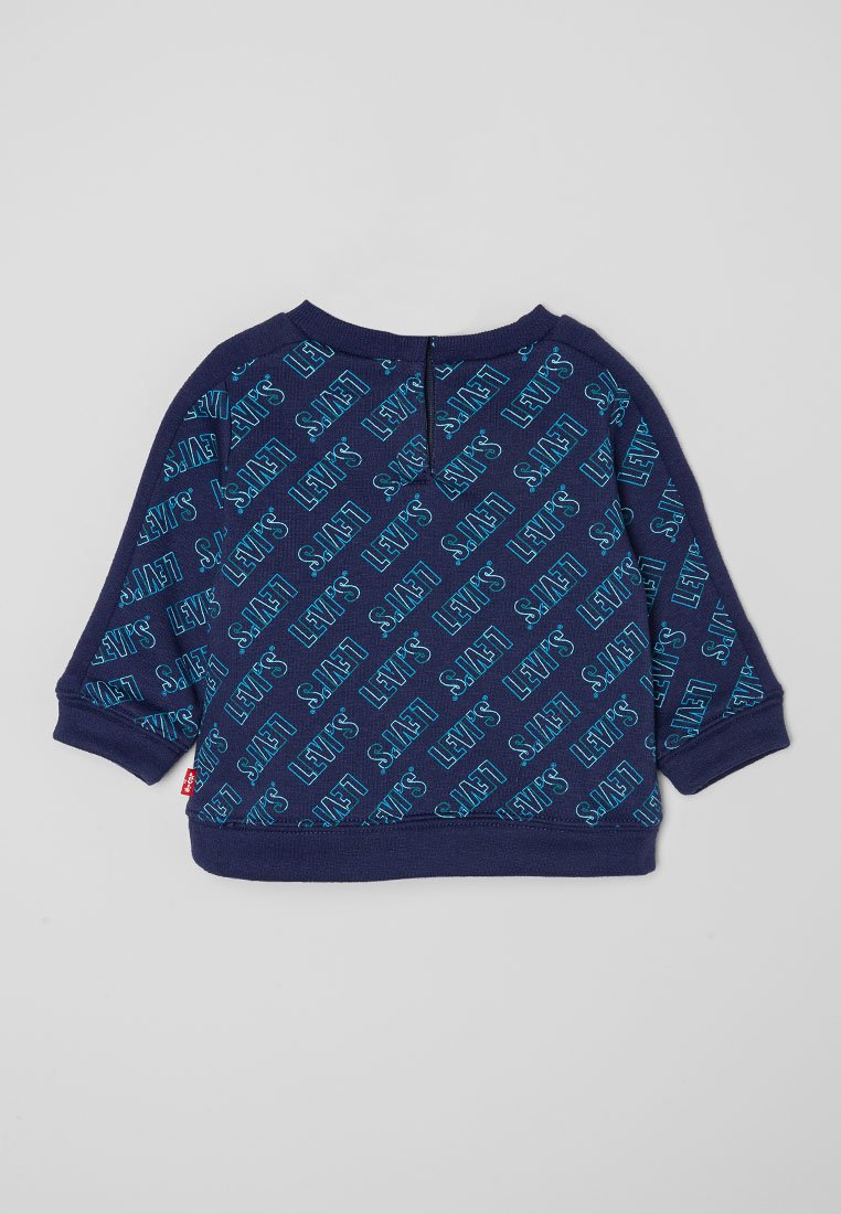 Sudadera azul marino con un patrón repetido en azul claro que dice "Levi's". Presenta un escote redondo y mangas sueltas. Tejido texturizado con dobladillo acanalado.