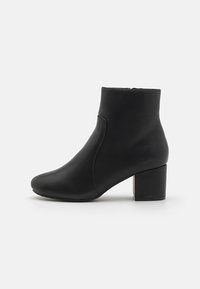 Valittu, black